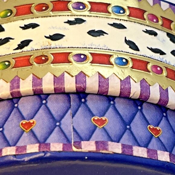 MARY ENGELBREIT Pooch & Sweetheart ‘THE QUEEN OF HEARTS’ Trinket Box - Picture 9 of 12